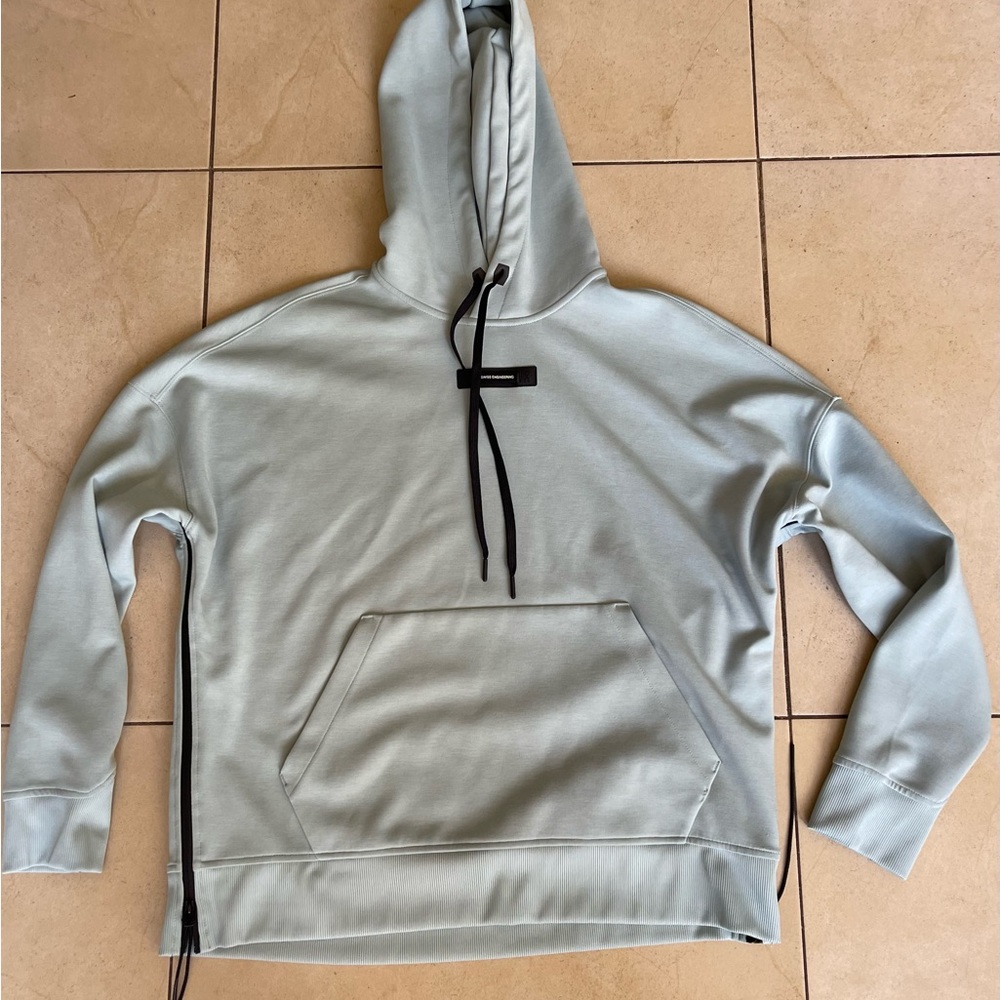 ON CLOUD Focus TECH Women's Hoodie Size MEDIUM M Green Sweatshirt